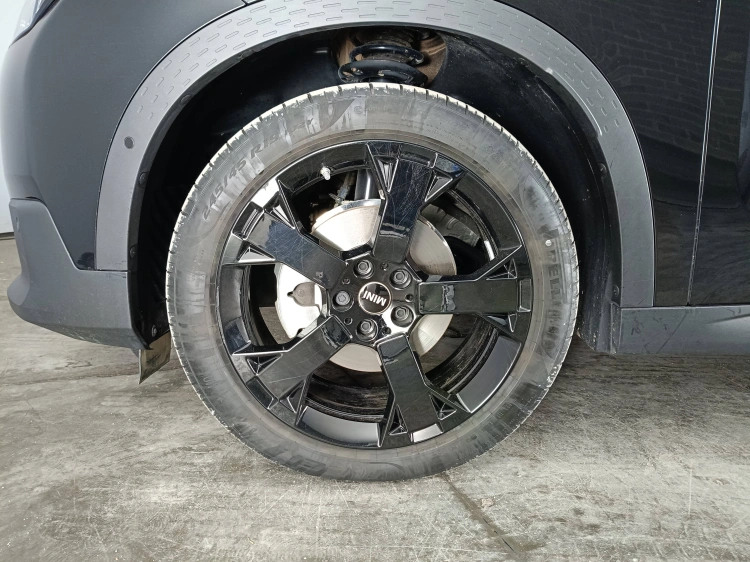 15 - MINI Countryman Mini Countryman 2.0 48V D Classic auto