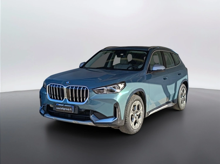 1 - BMW X1 X1 sdrive18d X-Line auto