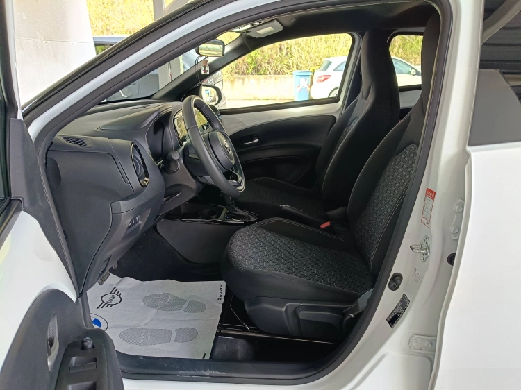 8 - Toyota Aygo X TOYOTA Aygo X 1.0 VVT-i 72 CV 5 porte Trend