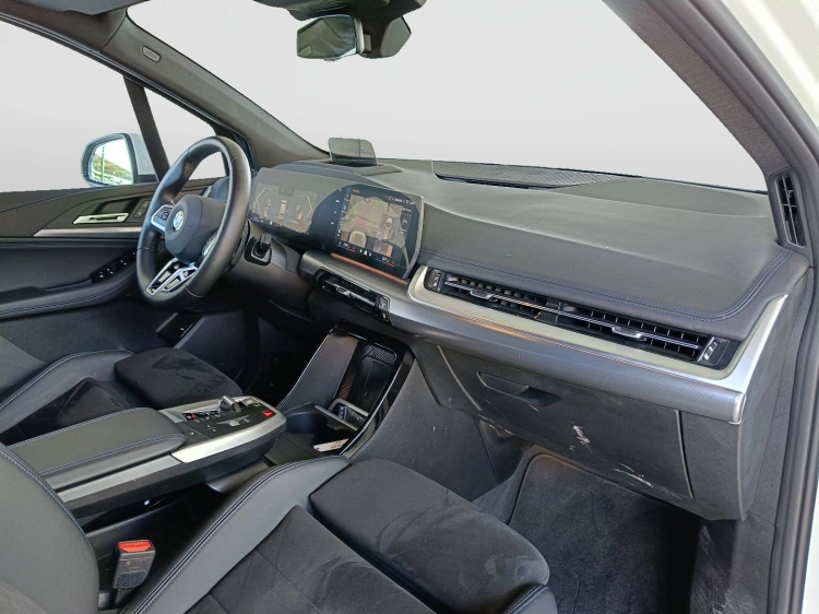 10 - BMW Serie 2 218d Active Tourer Msport auto