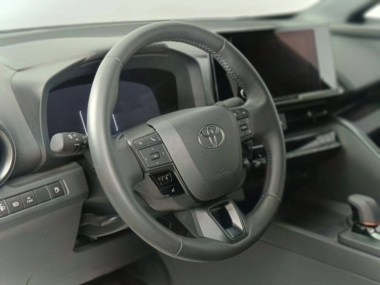 17 - Toyota C-HR C-HR 2.0 phev Trend eco fwd e-cvt