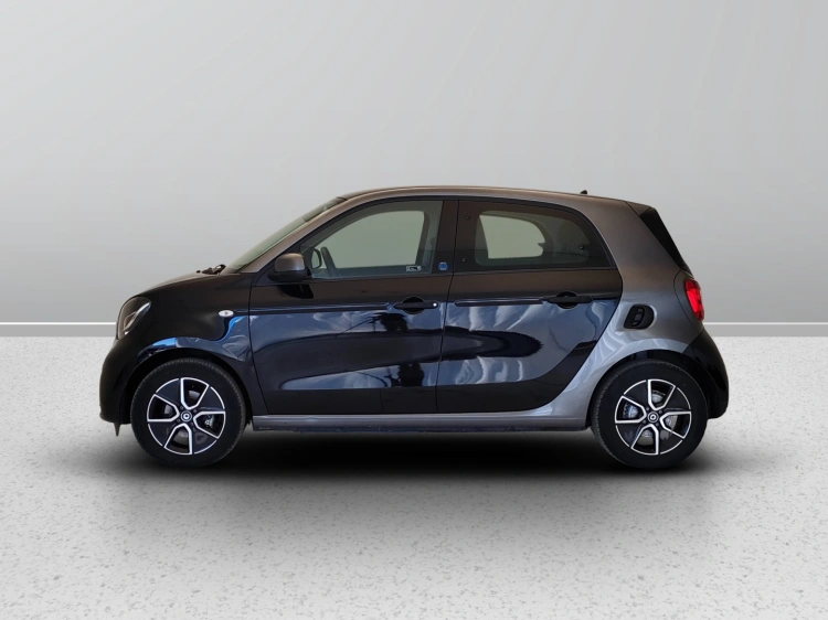 3 - smart forfour Forfour eq Passion 4,6kW