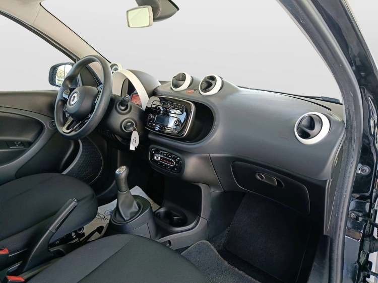 10 - smart forfour Forfour 1.0 Youngster 71cv my18