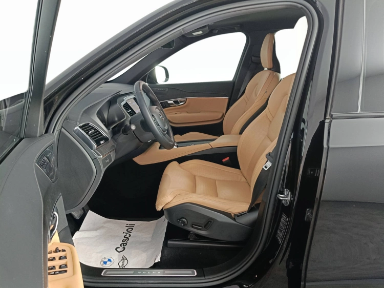 9 - Volvo XC90 XC90 2.0 b5 Plus Bright awd auto