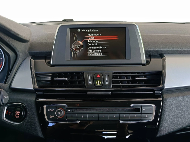 13 - BMW Serie 2 218d Active Tourer auto