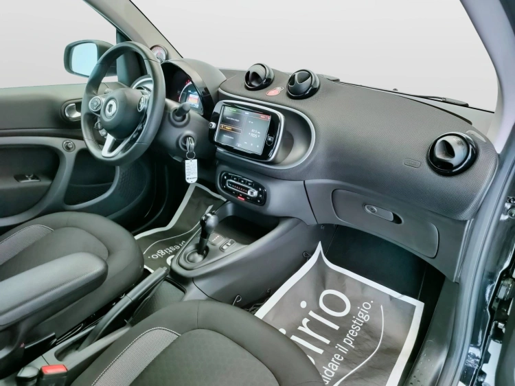 9 - smart fortwo Fortwo Cabrio eq Pulse 22kW