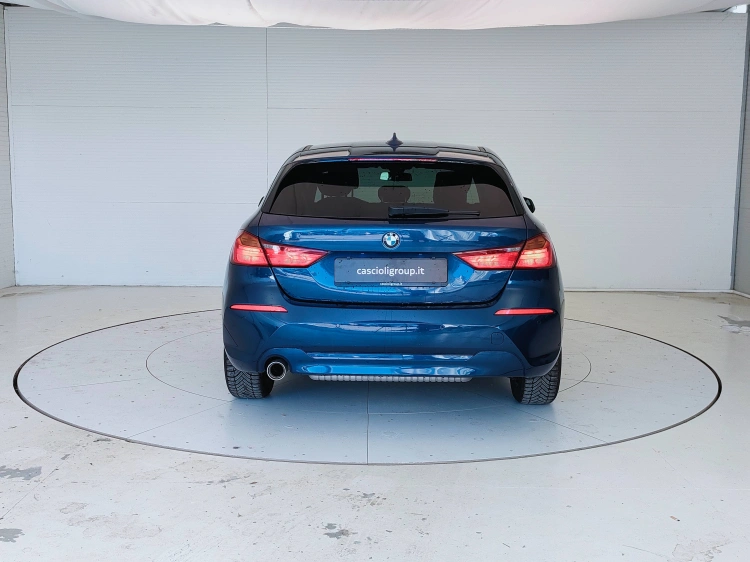 6 - BMW Serie 1 116i Business Advantage auto