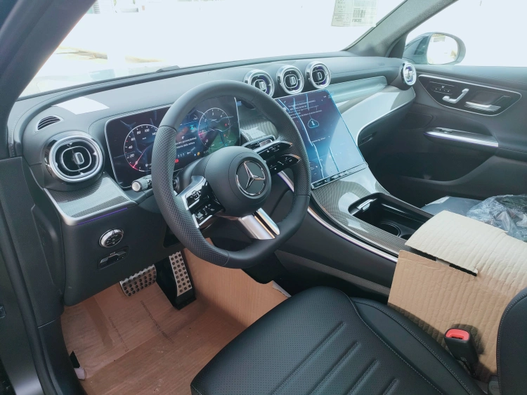 11 - Mercedes-Benz GLC 300 d 4MATIC