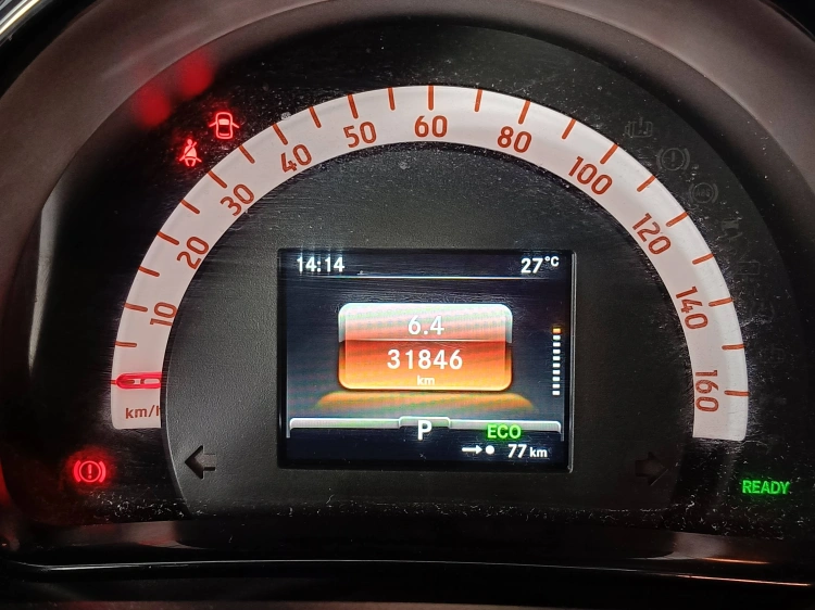 13 - smart forfour Forfour eq Passion 22kW