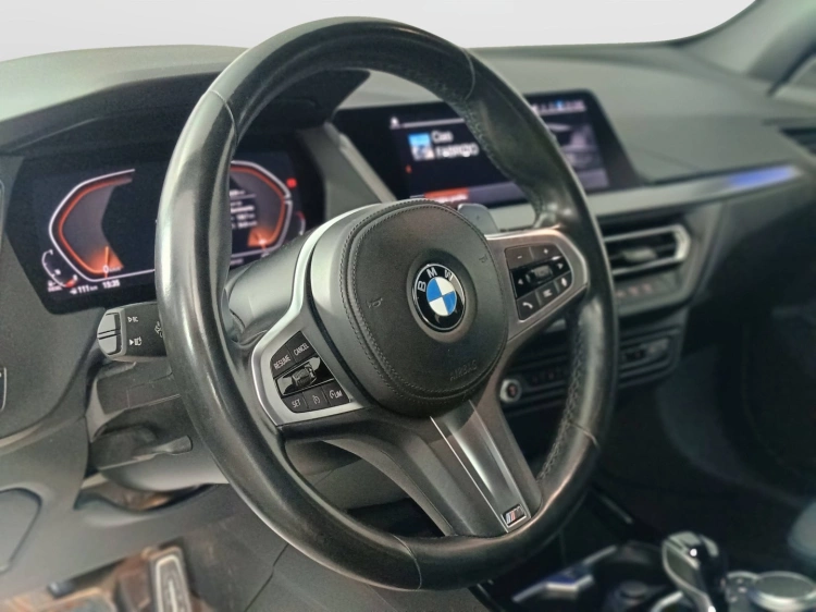 17 - BMW Serie 1 118d Msport auto