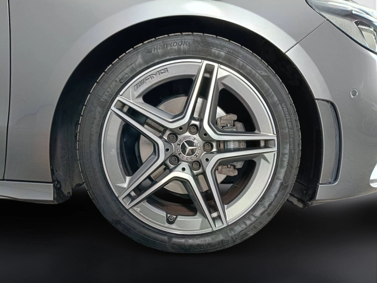 16 - Mercedes-Benz Classe B - W247 2018 - B 180 d Premium auto