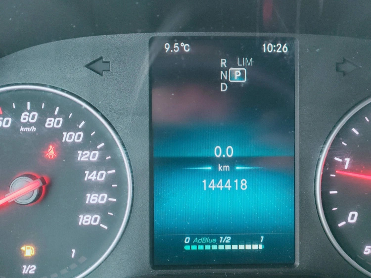 16 - Mercedes Vans Sprinter 315 2.0 cdi F 32/33 fwd H1 9G-tronic