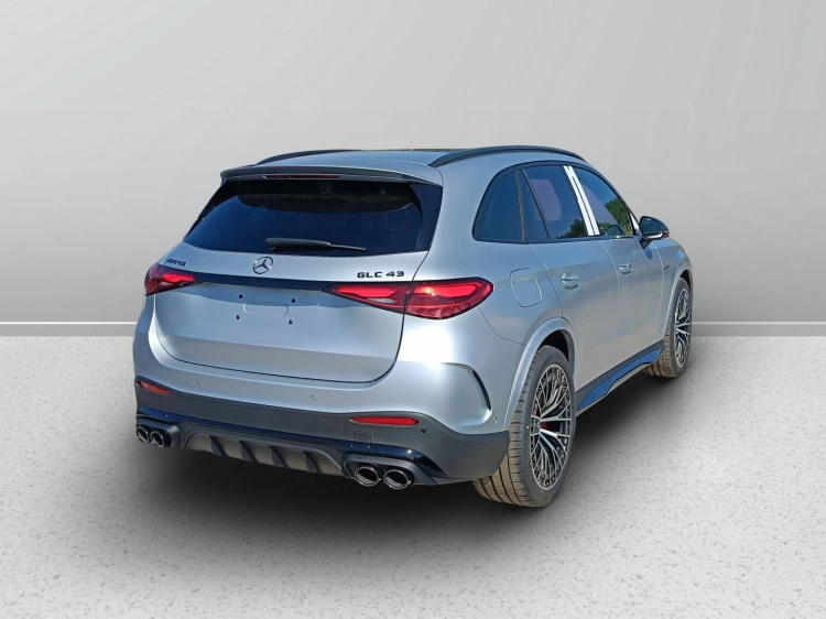 6 - Mercedes AMG GLC Mercedes-AMG GLC 43 4MATIC