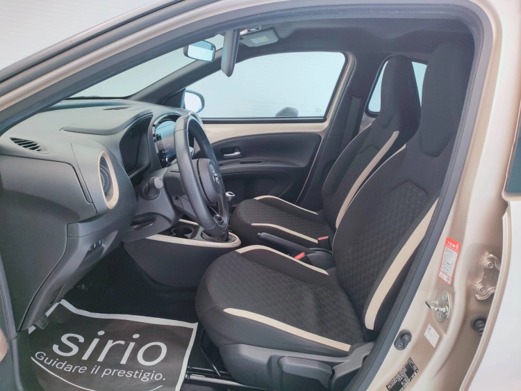 14 - Toyota Aygo X Aygo X 1.0 Trend 72cv