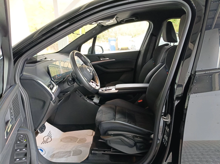 8 - BMW Serie 2 218d Active Tourer Msport auto