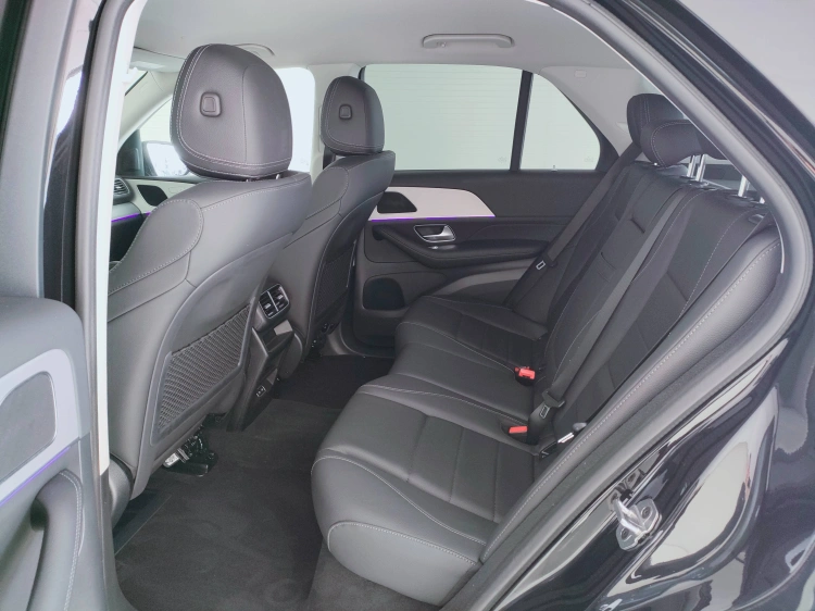 12 - Mercedes-Benz GLE 300 d Advanced 4matic auto