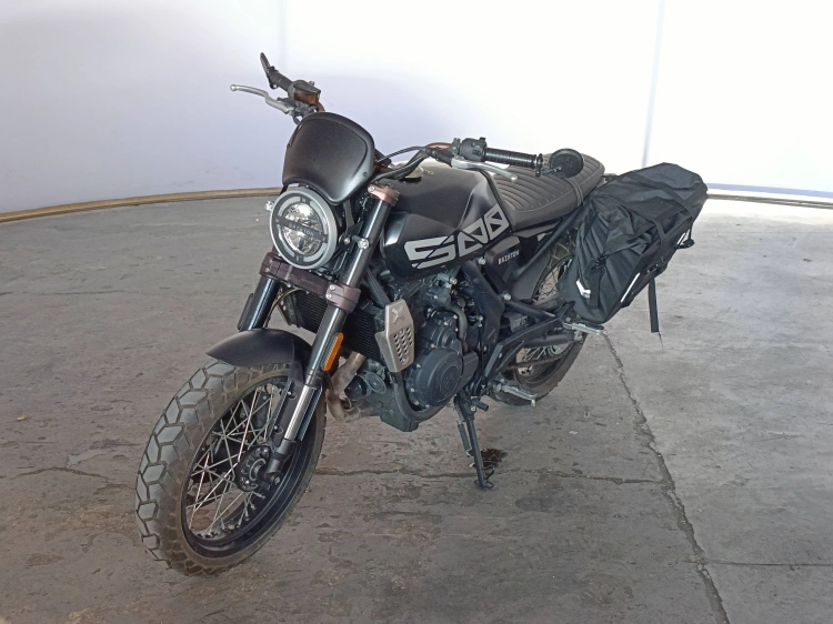 4 - Brixton Crossfire Crossfire 500 X E4