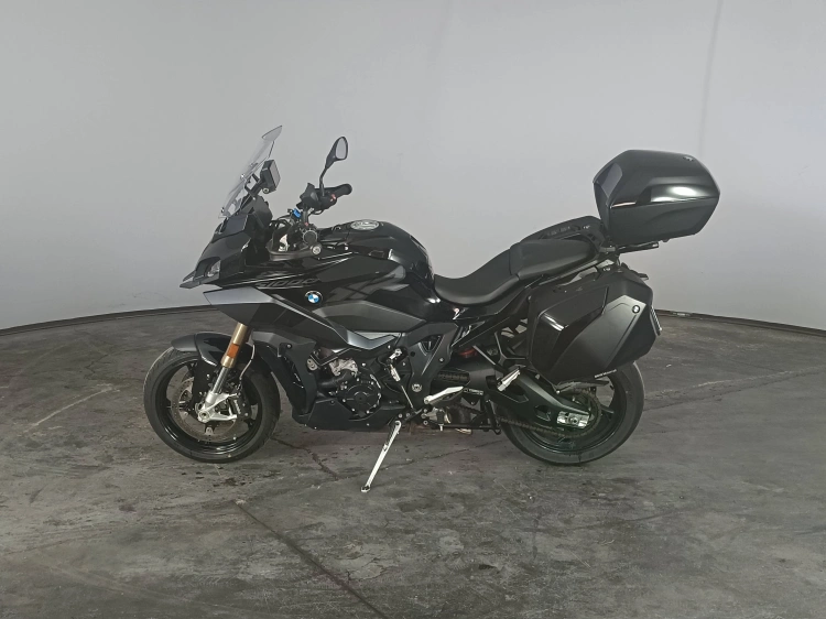 5 - BMW Motorrad XR S 1000 XR Triple Black Abs my21