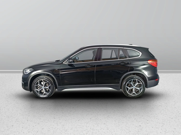 3 - BMW X1 X1 sdrive18d xLine auto my18