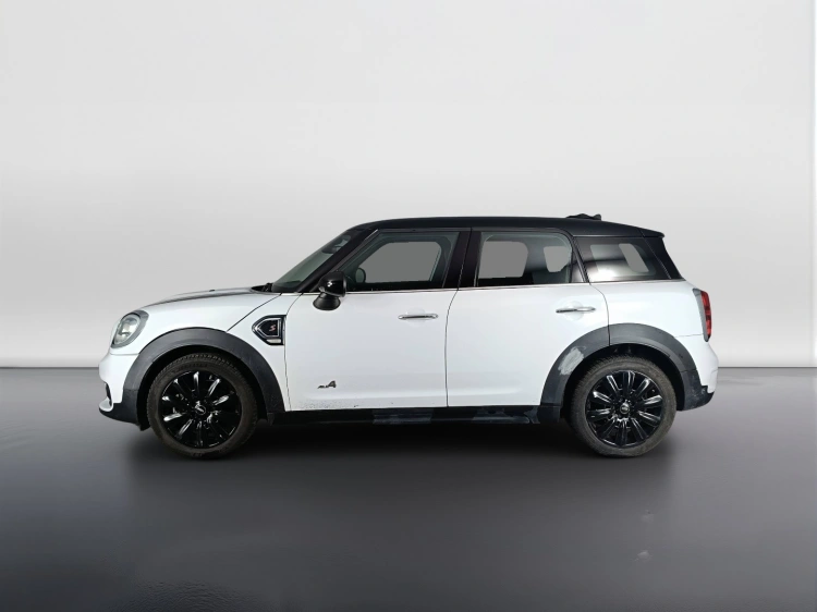 6 - MINI Countryman Mini Countryman 2.0 Cooper SD auto