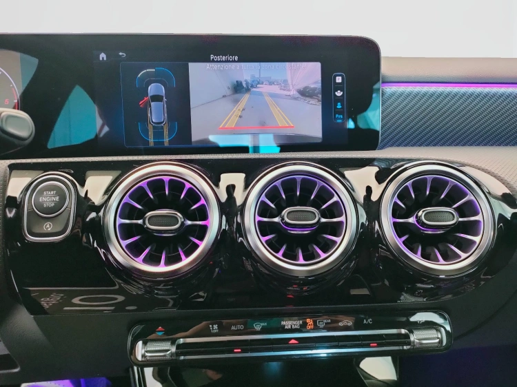 18 - Mercedes-Benz Classe A 180 d Progressive Advanced Plus auto