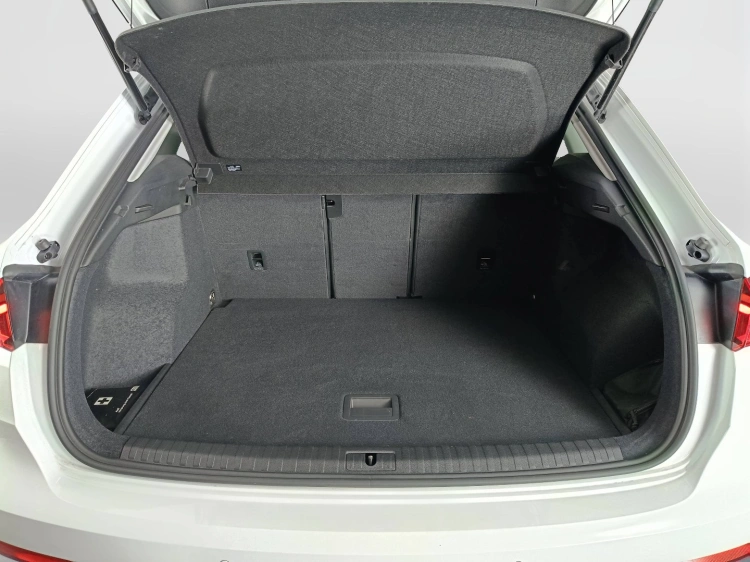 20 - Audi Q3 Q3 35 1.5 tfsi Business s-tronic