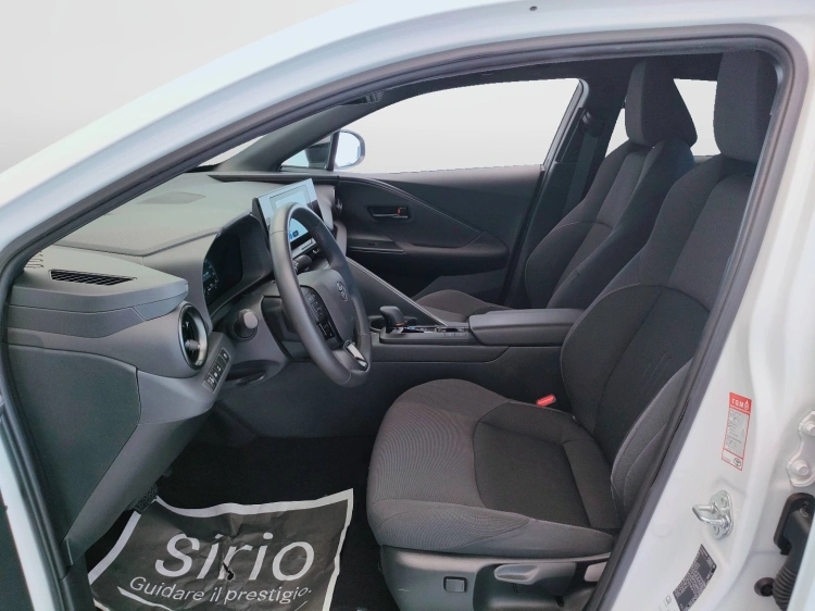 16 - Toyota C-HR C-HR 2.0 phev Trend eco fwd e-cvt