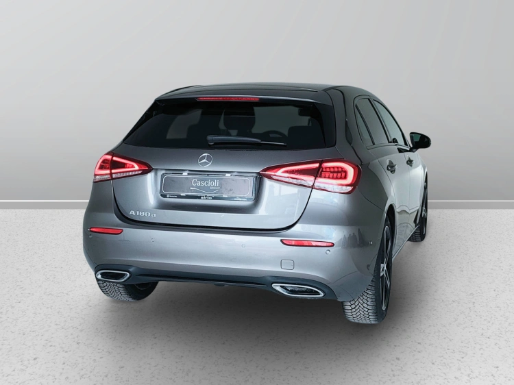 6 - Mercedes-Benz Classe A 180 d Sport Night edition auto