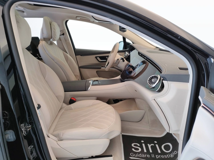 12 - Mercedes-Benz EQS Suv 450 AMG Line Business Class 4matic auto