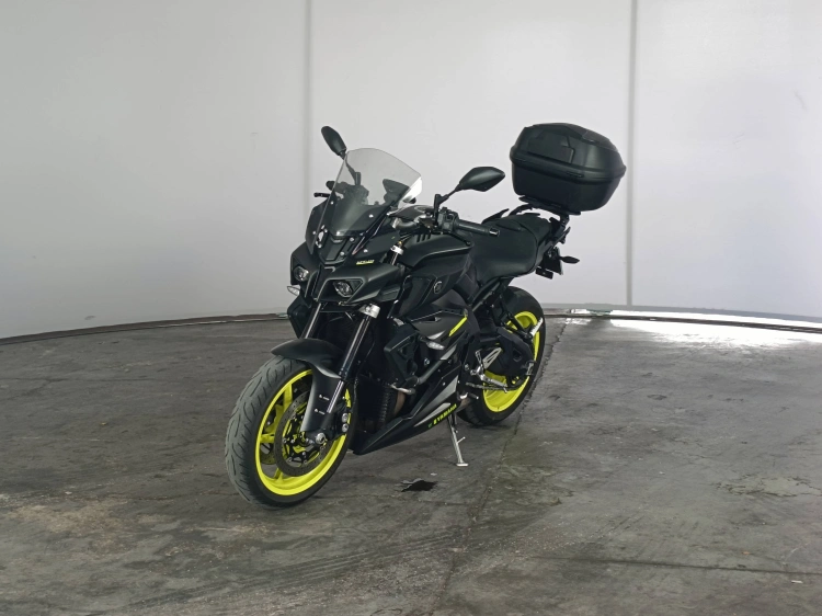 4 - Yamaha MT MT-09 850 Sport Tracker Abs