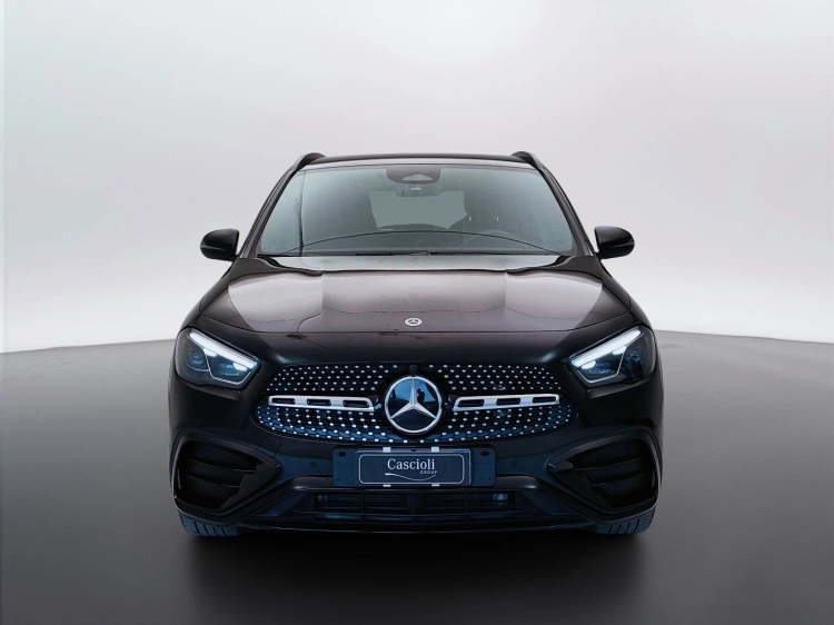 2 - Mercedes-Benz GLA 200 d AMG Line Advanced Plus 4matic auto
