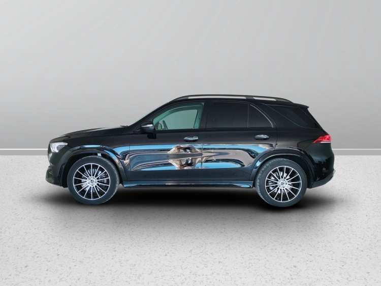3 - Mercedes-Benz GLE 300 d mhev Premium Plus 4matic auto