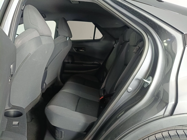 9 - Toyota C-HR C-HR 2.0 hv Trend fwd e-cvt