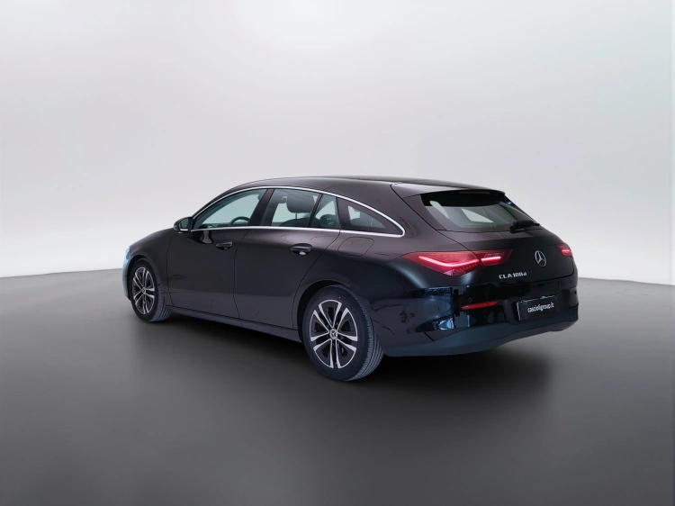 7 - Mercedes-Benz CLA Shooting Brake 180 d Advanced auto