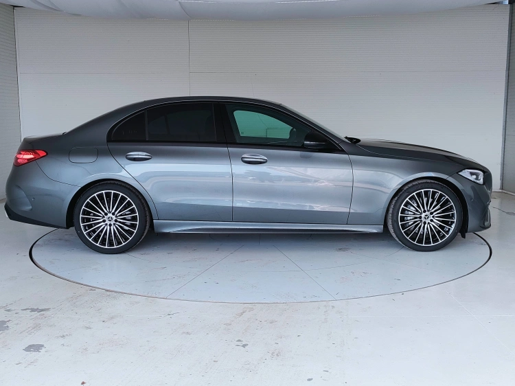 7 - Mercedes-Benz Classe C 220 d mhev AMG Line Advanced 200cv auto