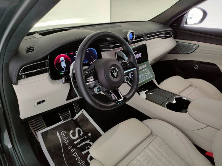 14 - Maserati Levante Grecale 2.0 mhev Modena 330cv auto