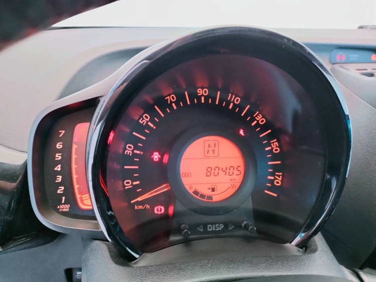 16 - Toyota Aygo Aygo 5p 1.0 x-cite m-mt