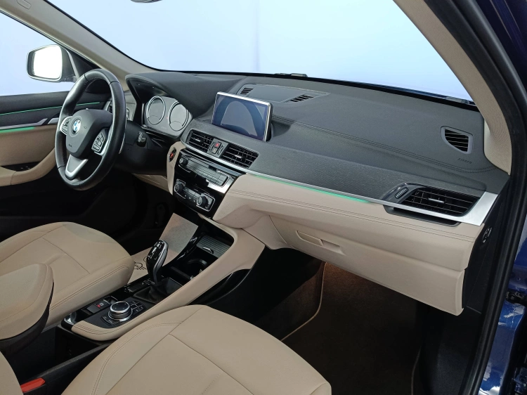 10 - BMW X1 X1 sdrive18d xLine Plus auto