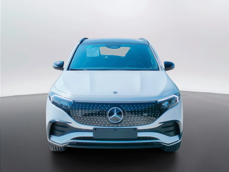 2 - Mercedes-Benz EQA 250+