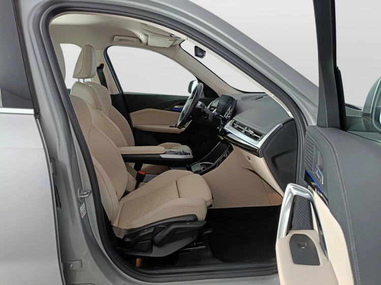 11 - BMW X1 X1 sdrive18d X-Line auto