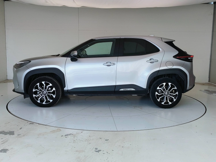 8 - Toyota Yaris Cross Yaris Cross 1.5h Trend fwd 116cv e-cvt