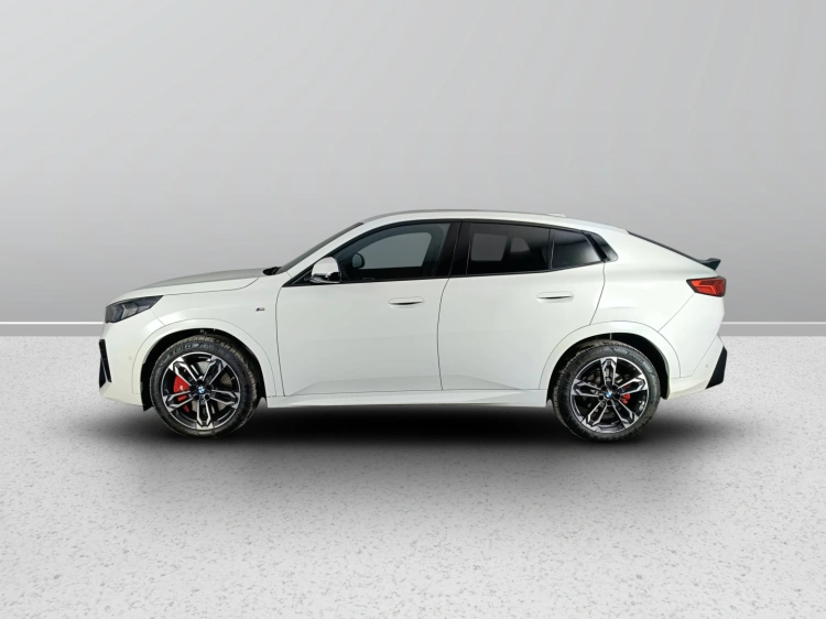 6 - BMW X2 X2 xdrive 20d 48V MSport Pro auto