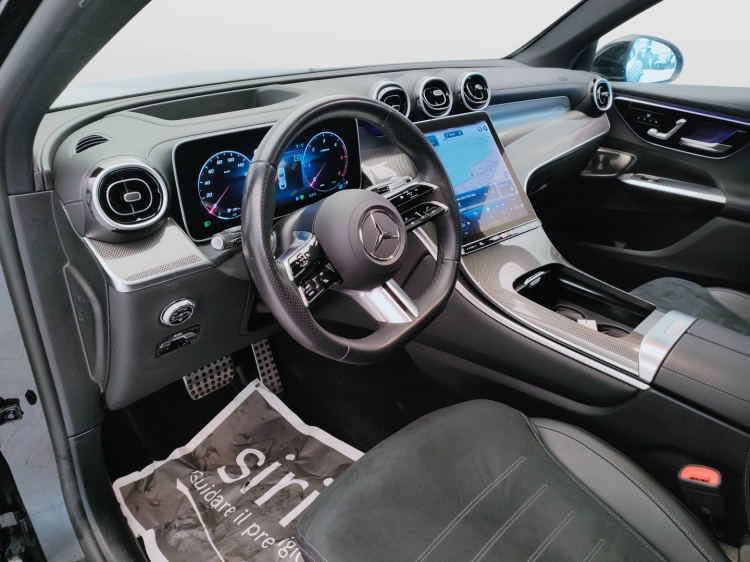 15 - Mercedes-Benz GLC 220 d AMG Line Premium Plus 4matic auto