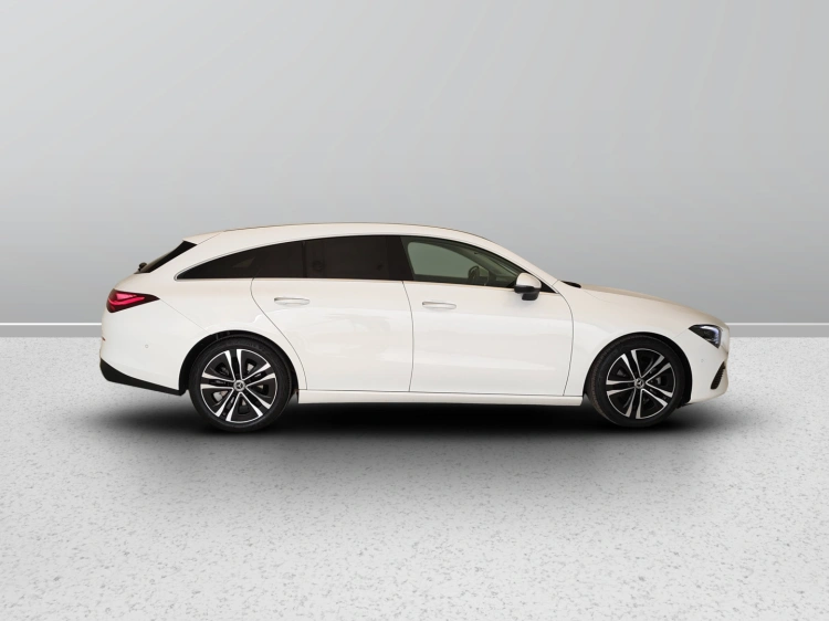 7 - Mercedes-Benz CLA Shooting Brake 200 d Progressive Advanced auto