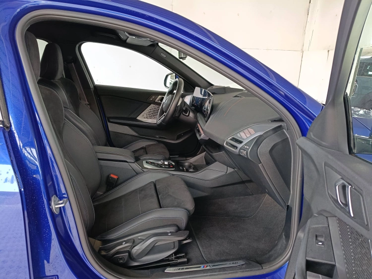 11 - BMW Serie 1 118d MSport Pro auto