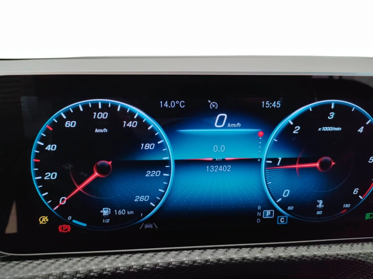 15 - Mercedes-Benz Classe A 180 d Business auto