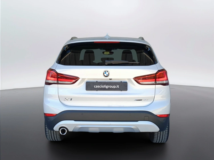 5 - BMW X1 X1 sdrive16d xLine auto