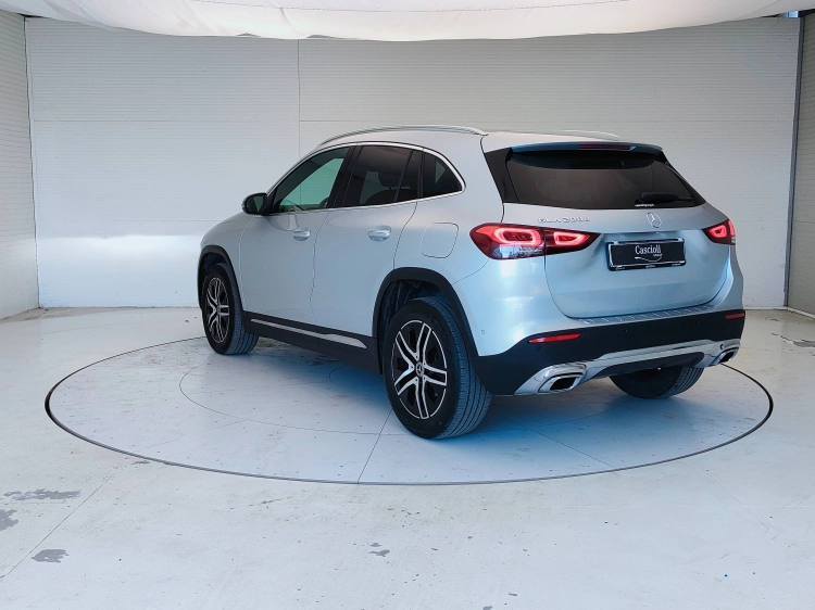 6 - Mercedes-Benz GLA 200 d Sport Plus auto