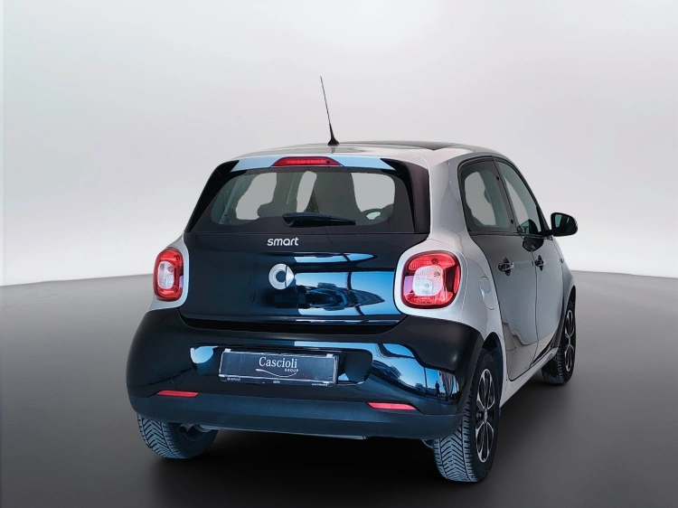 6 - smart forfour Forfour 1.0 Passion 71cv