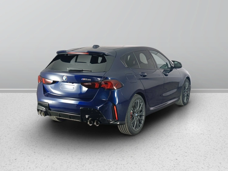 4 - BMW Serie 1 BMW M135 xDrive